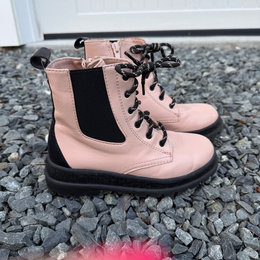 Wonder Nation Girls Pink Combat Boots Glitter Lug Sole Heart Tread Size 2